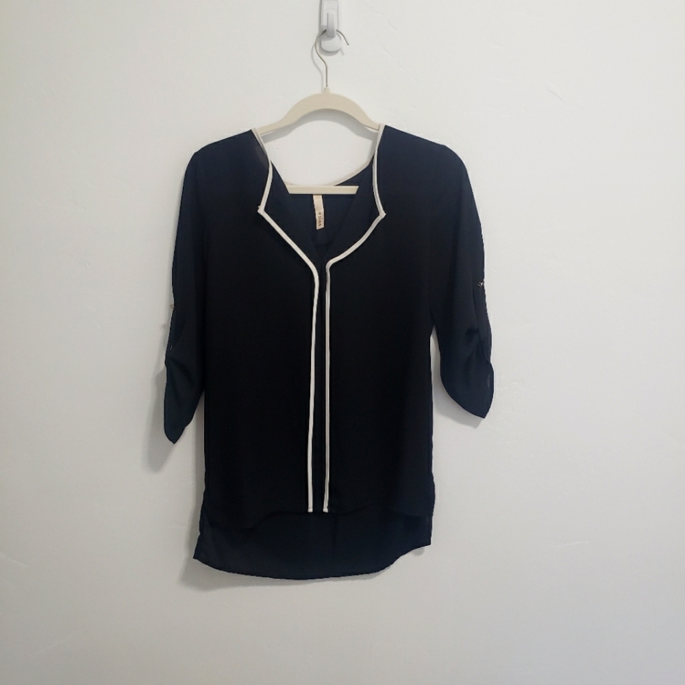 Black and White Blouse Size S